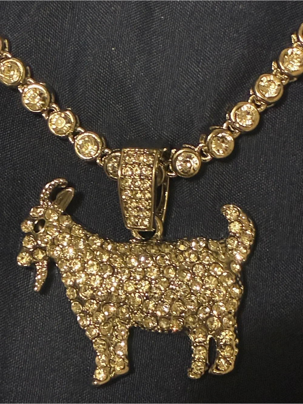 N/A stylish gold